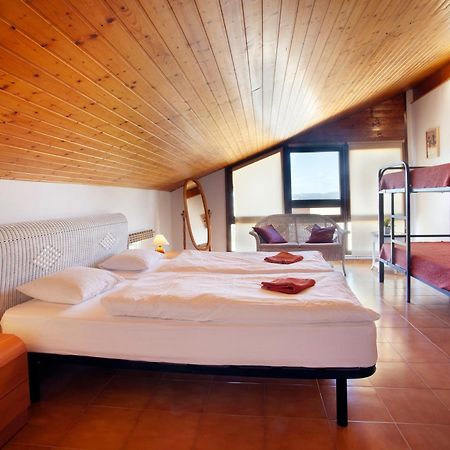Aaccent Montblanc - Prenafeta Hotel ภายนอก รูปภาพ